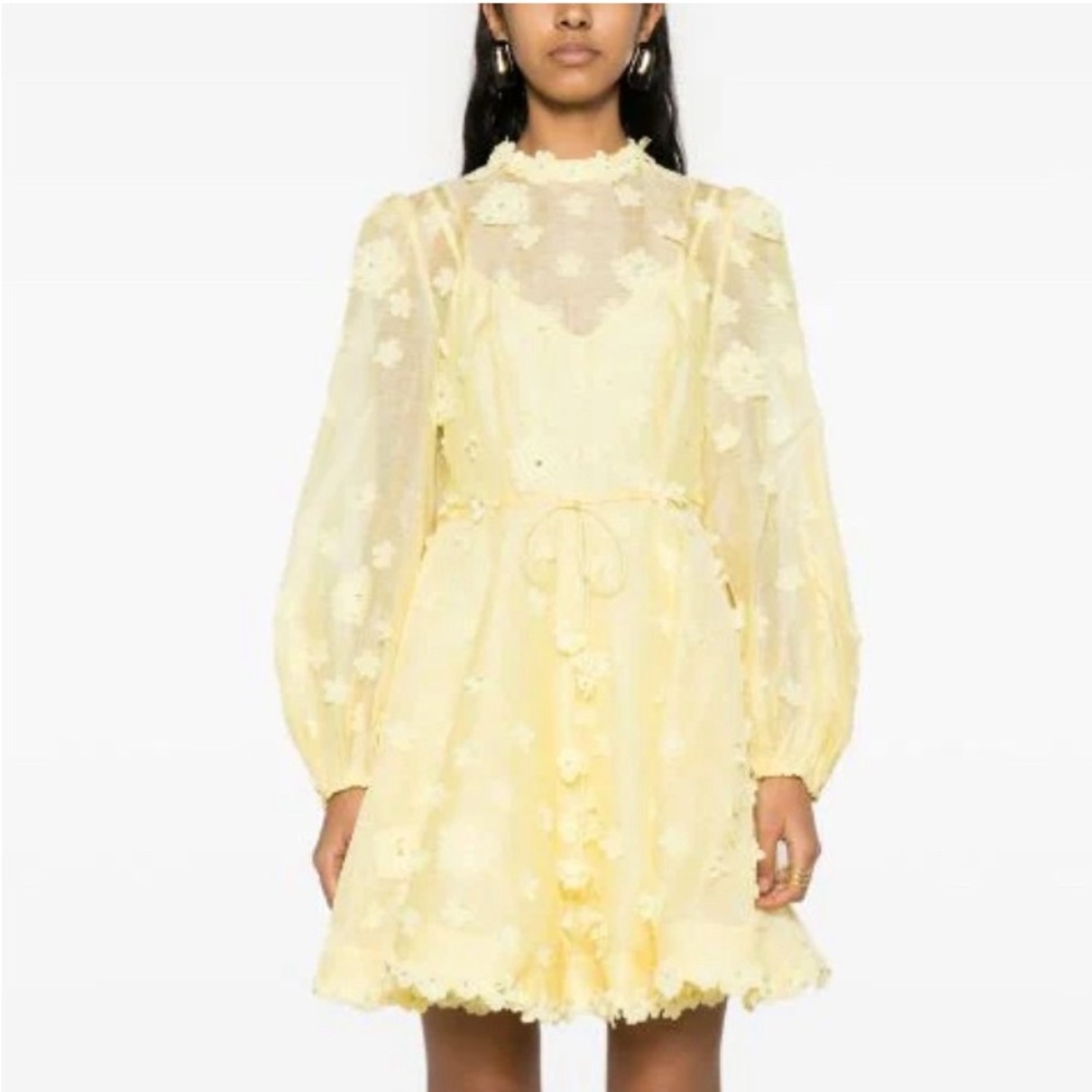Beautiful yellow dress size 0